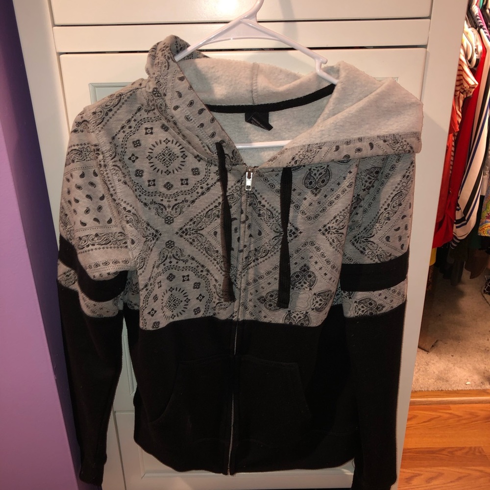 Pattern hoodie